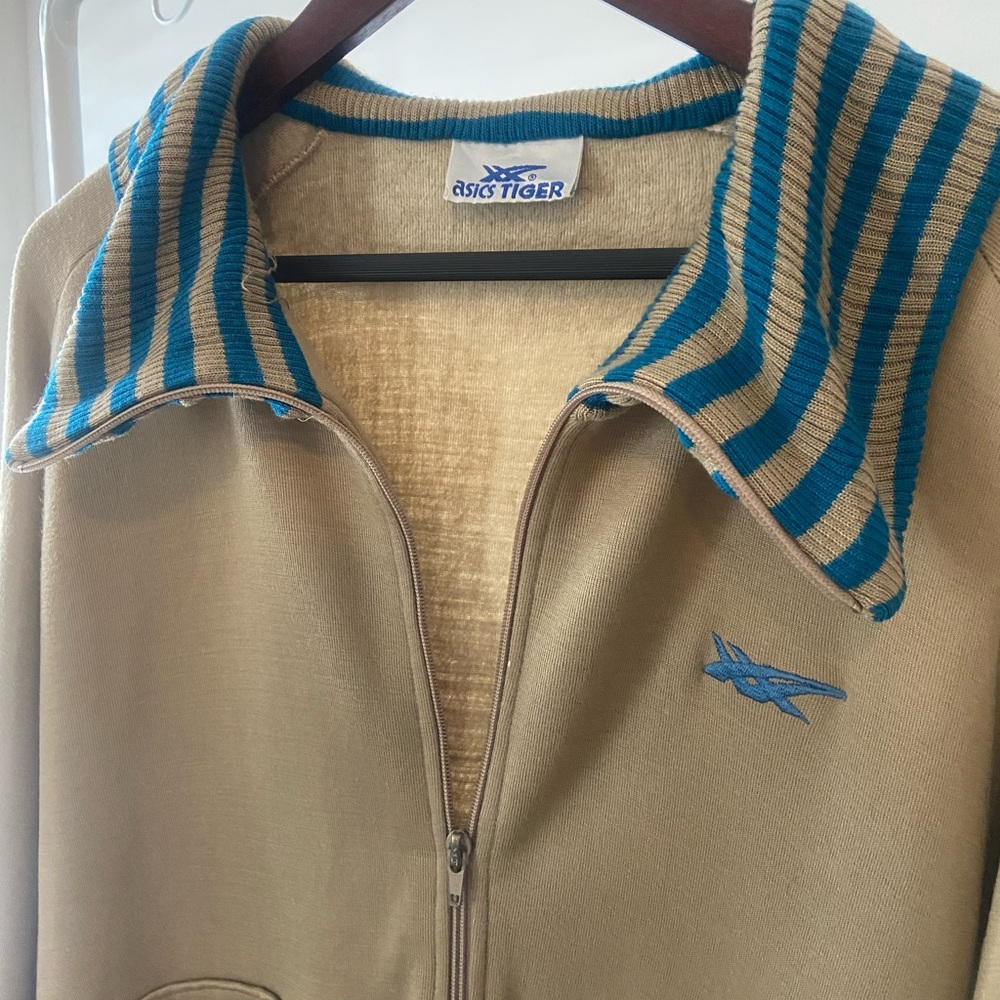 Vintage Asics Tiger Men’s jorgger jacket